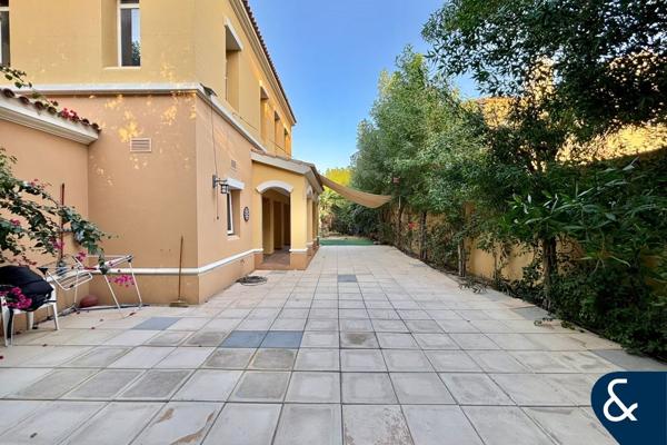 Palmera A Type | Huge Plot | Pool Backing